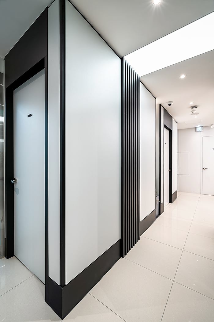 sub Interior9